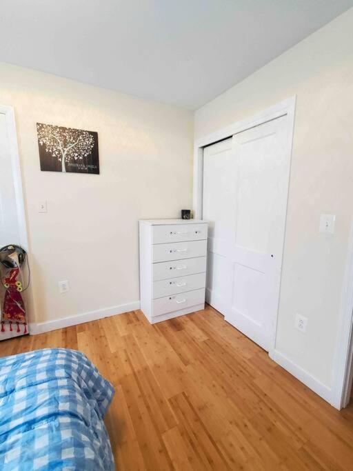 רוקוויל 5 Star Room/Close To Town Center And Everything/5 Min Walk Metro מראה חיצוני תמונה